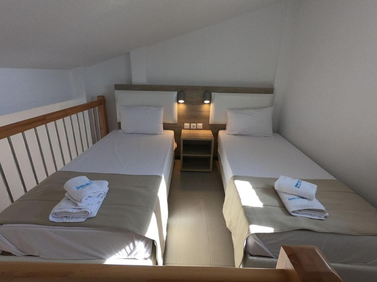 Finikas Garden Beach Resort Nikiti 外观 照片