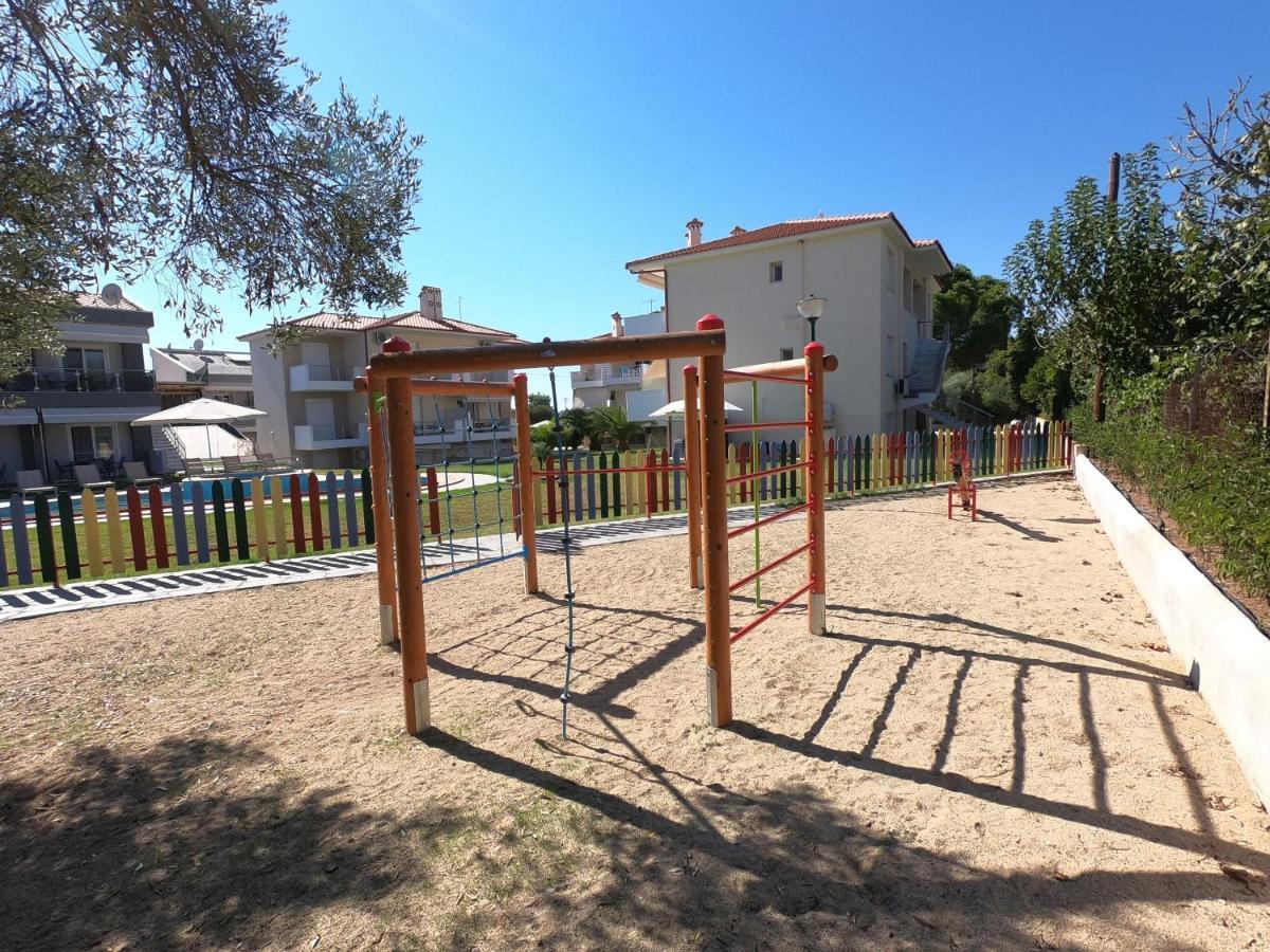 Finikas Garden Beach Resort Nikiti 外观 照片