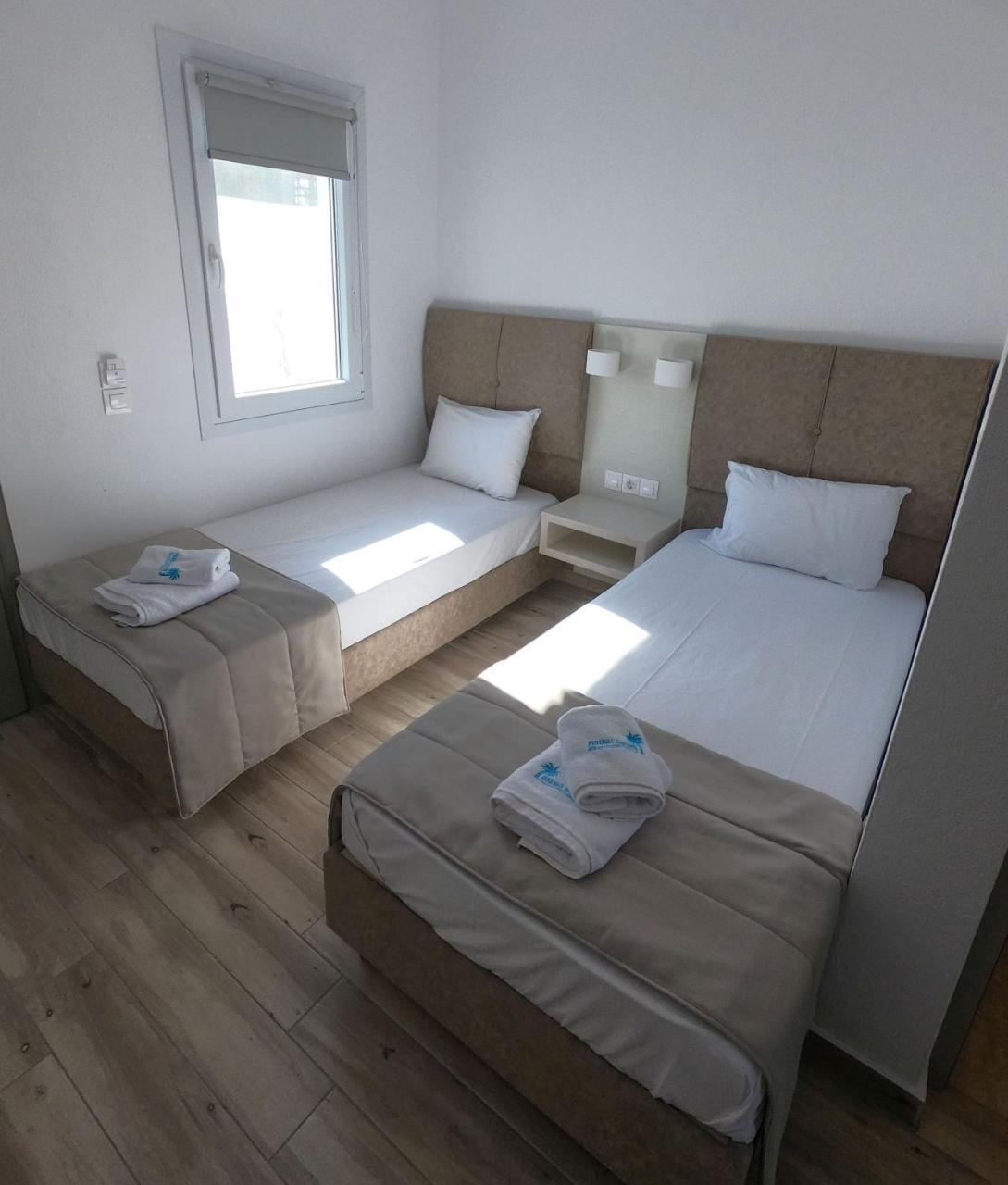 Finikas Garden Beach Resort Nikiti 外观 照片