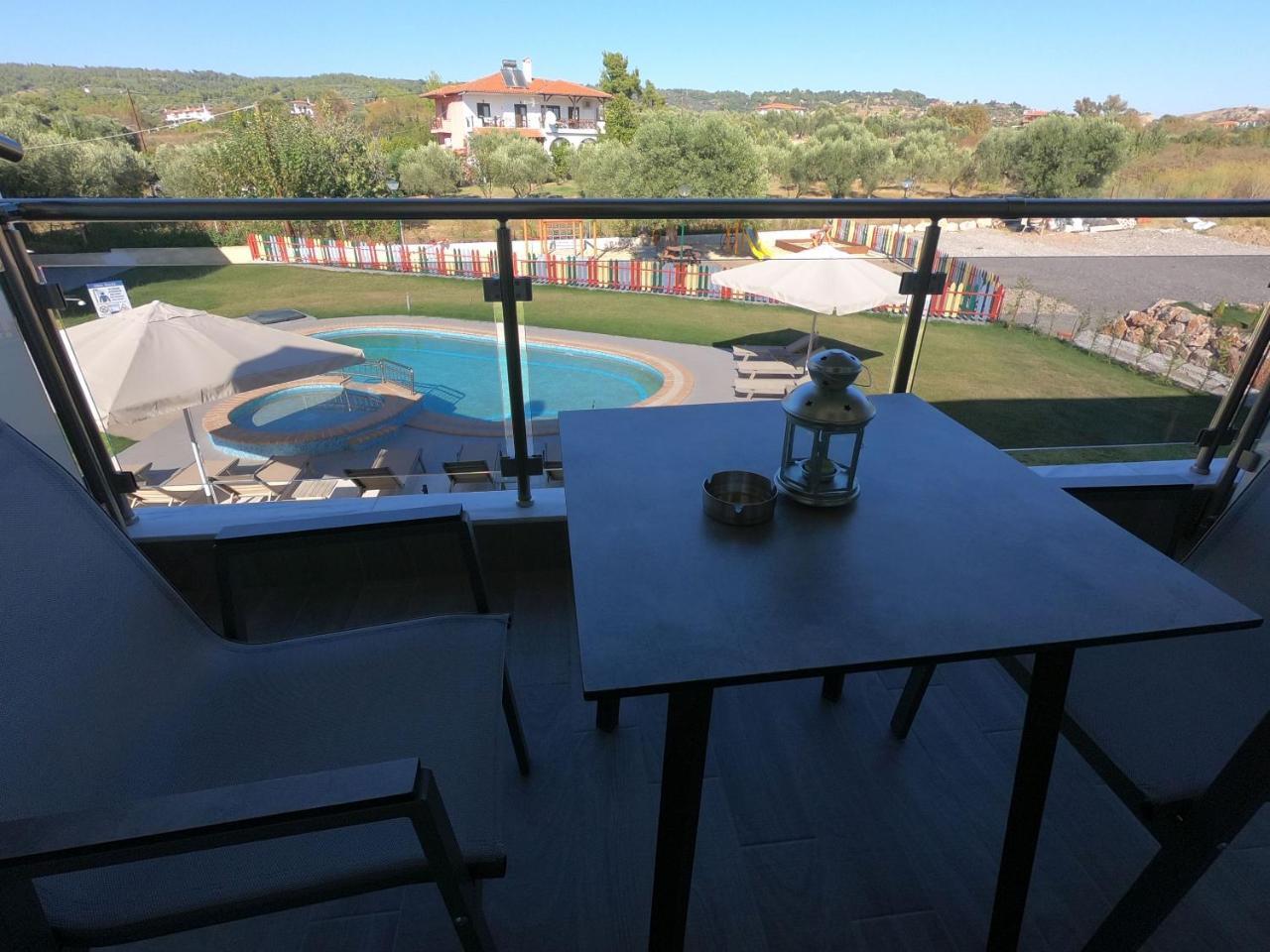 Finikas Garden Beach Resort Nikiti 外观 照片