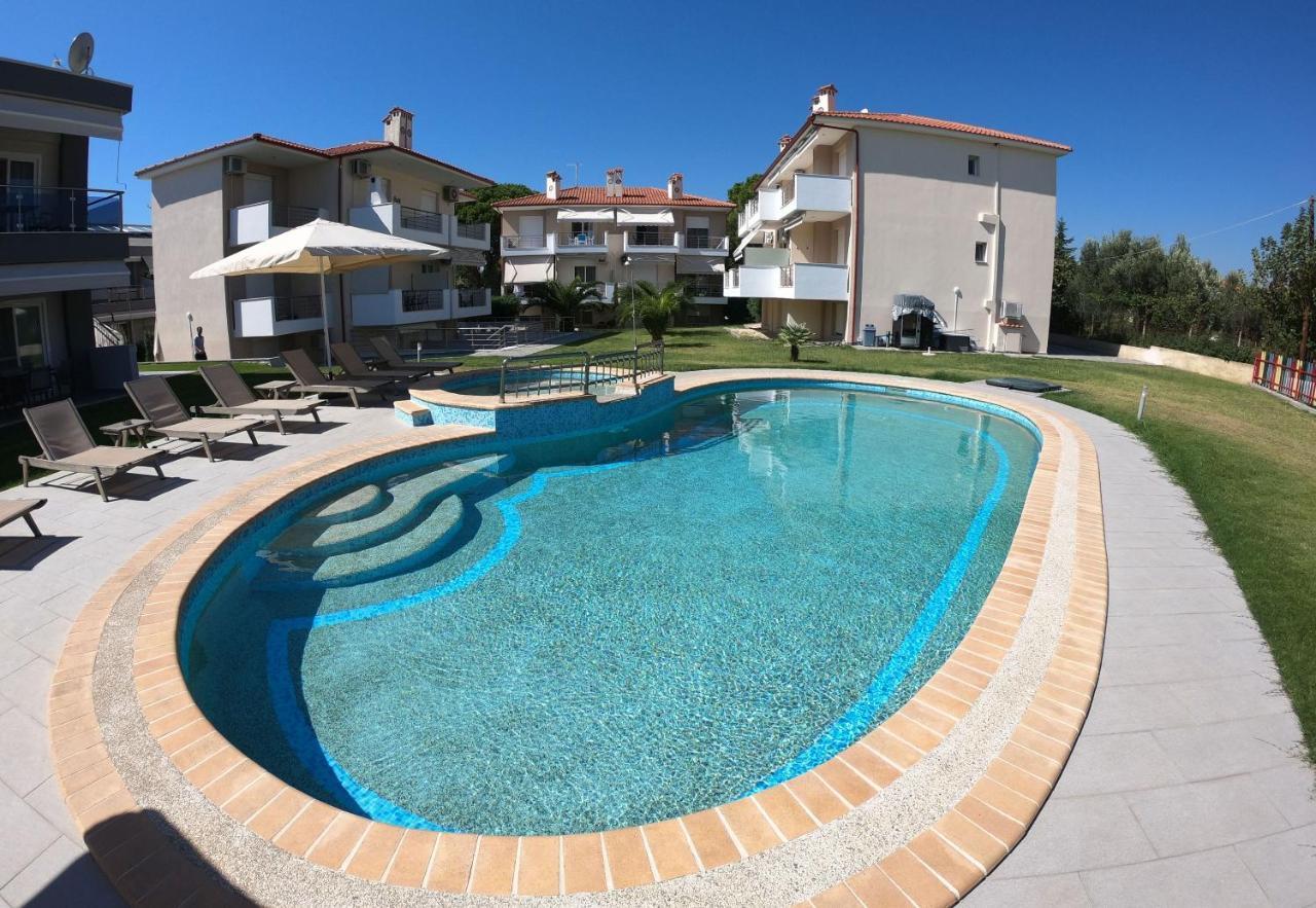 Finikas Garden Beach Resort Nikiti 外观 照片