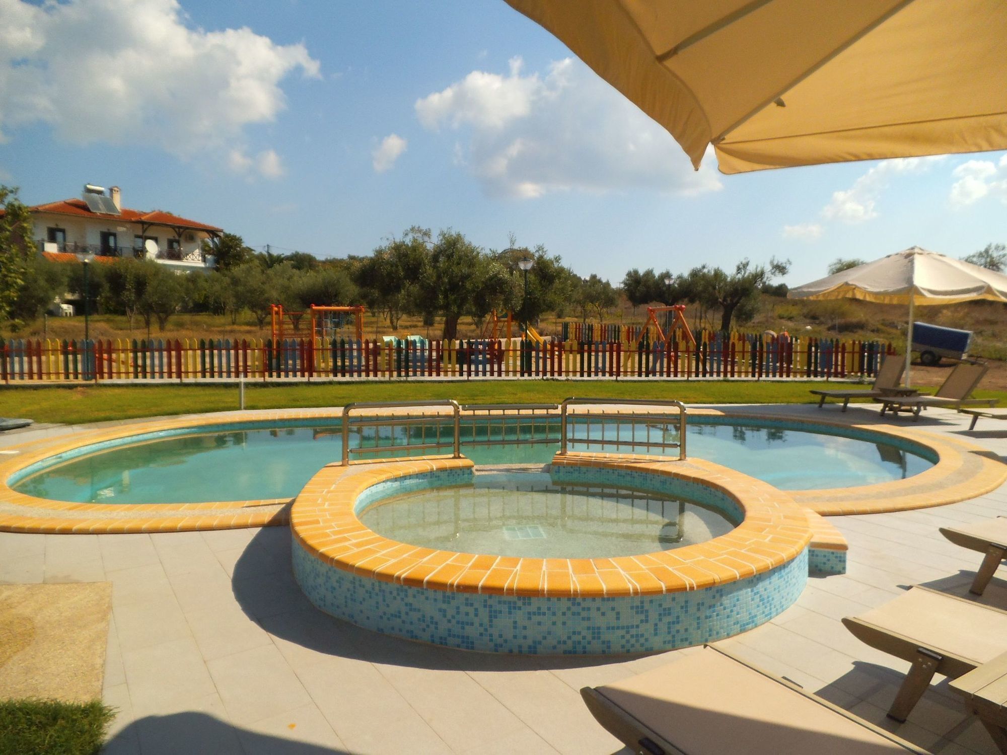 Finikas Garden Beach Resort Nikiti 外观 照片