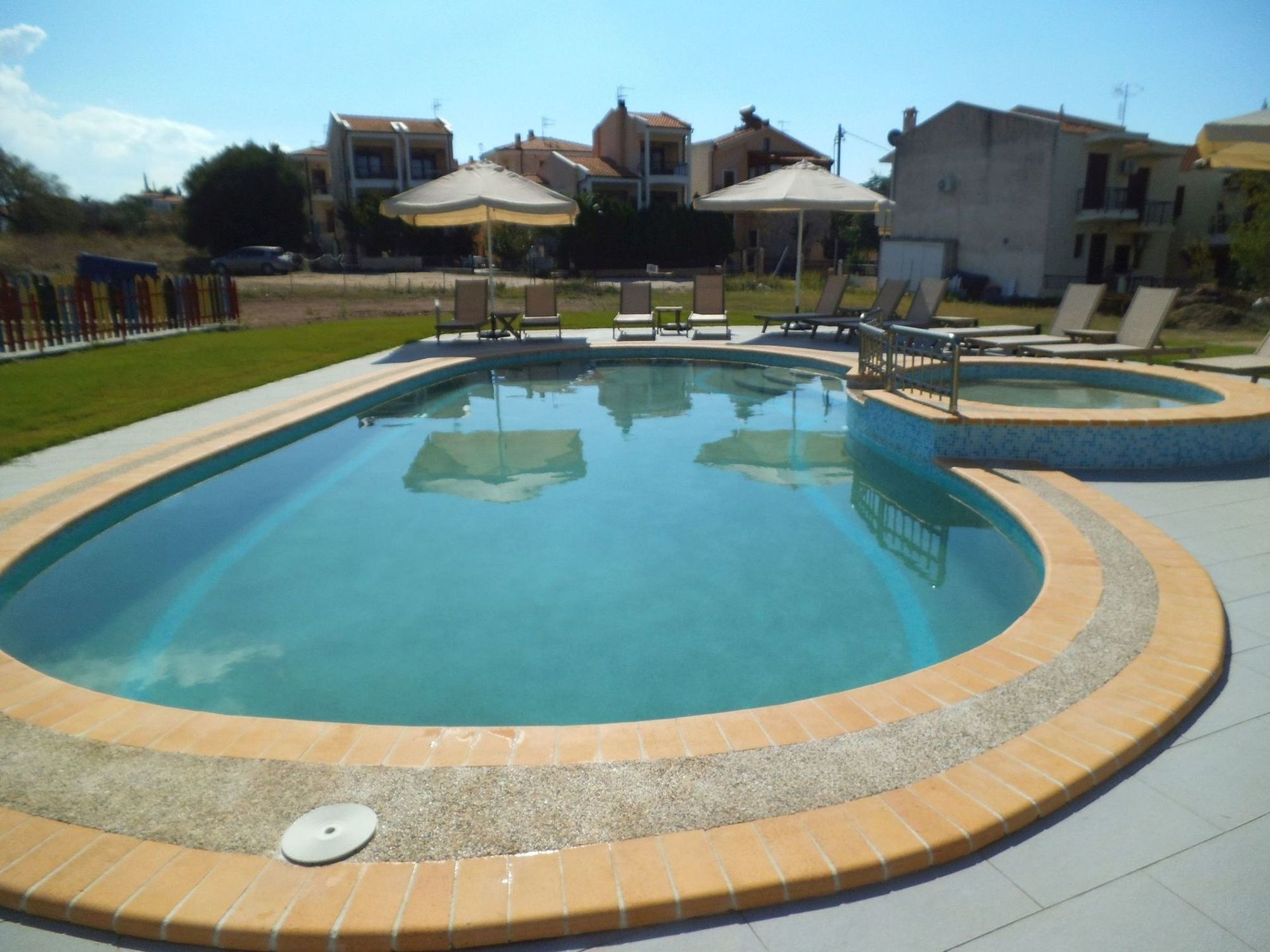 Finikas Garden Beach Resort Nikiti 外观 照片